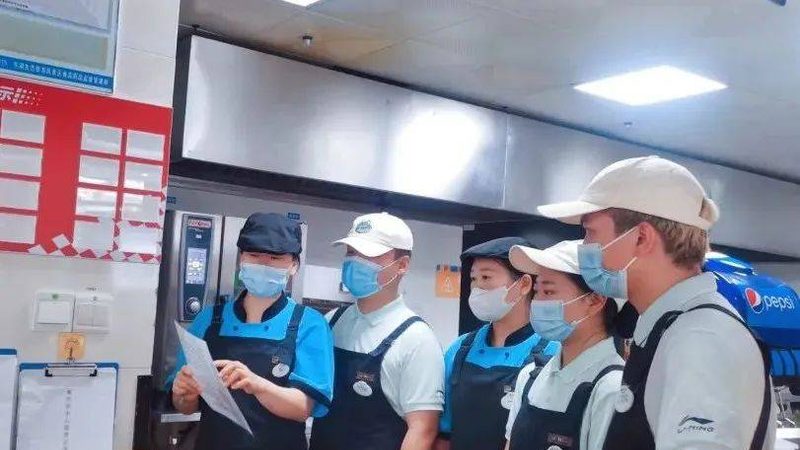 休闲零食，如何挑选健康又美味的办公室伴侣？**
