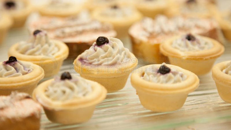 揭秘零食批发：厂家直销，价格与品质的平衡之道